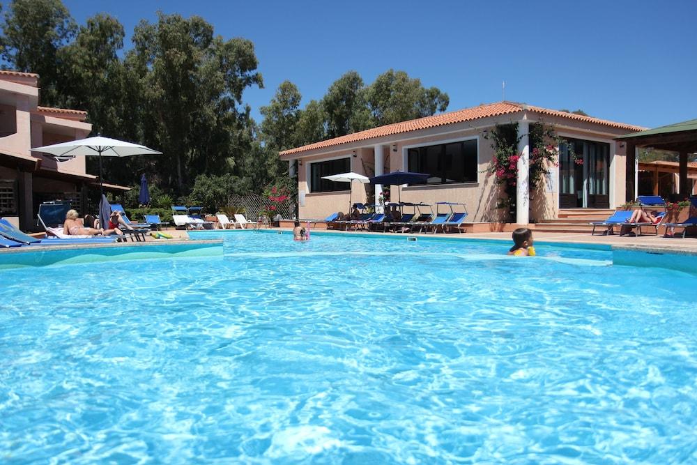 Marina Manna Hotel&Club Village Valledoria  Esterno foto